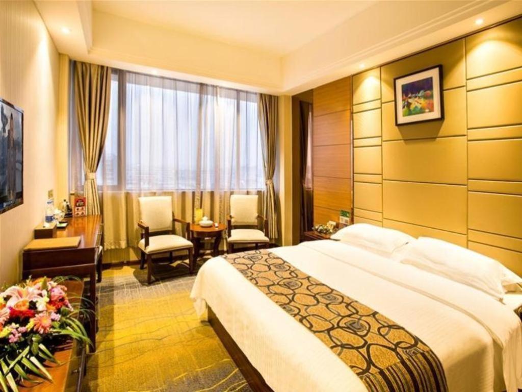Greentree Inn Guangdong Jieyang Bus Terminal Station Ronghua Avenue Business Hotel Zewnętrze zdjęcie