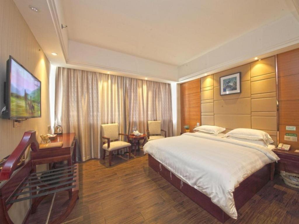 Greentree Inn Guangdong Jieyang Bus Terminal Station Ronghua Avenue Business Hotel Zewnętrze zdjęcie