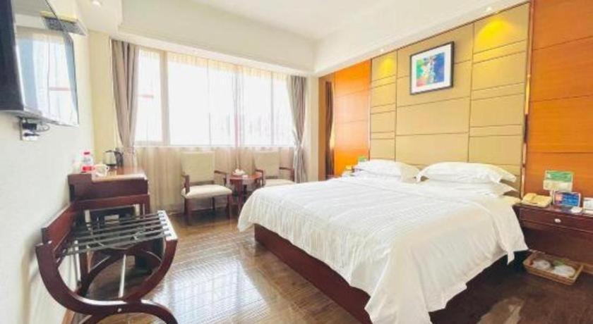 Greentree Inn Guangdong Jieyang Bus Terminal Station Ronghua Avenue Business Hotel Zewnętrze zdjęcie