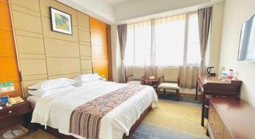 Greentree Inn Guangdong Jieyang Bus Terminal Station Ronghua Avenue Business Hotel Zewnętrze zdjęcie